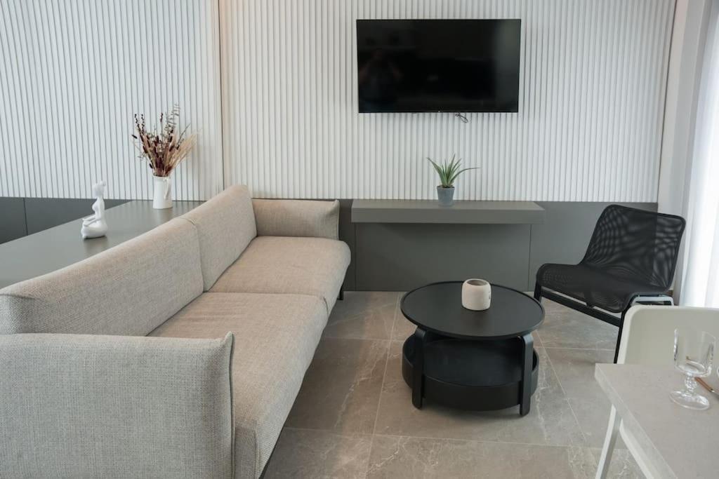 Minoas Suite The Sense Of Luxury Iraklion Buitenkant foto